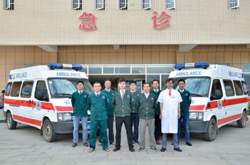 抗擊疫情 120救護(hù)車(chē)駕駛員的使命與擔(dān)當(dāng)